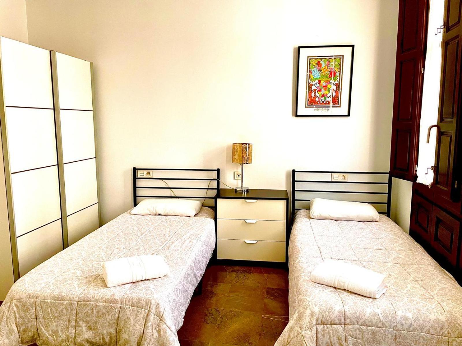 Apartamentos Iliberis Granada Buitenkant foto