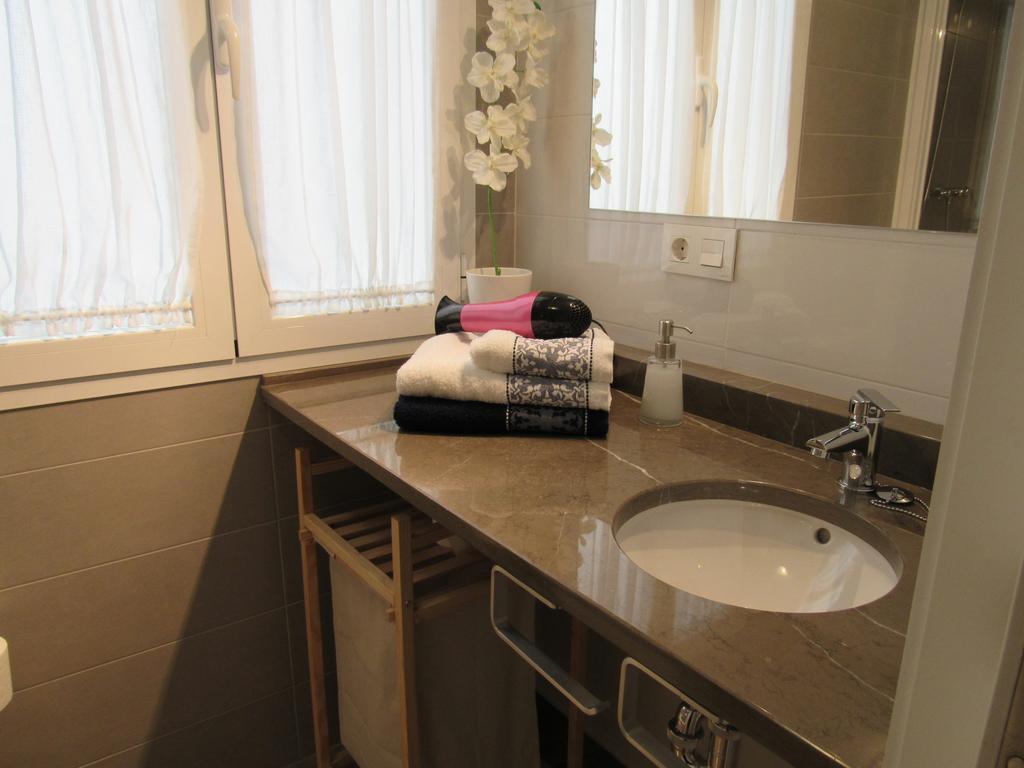 Apartamentos Iliberis Granada Kamer foto