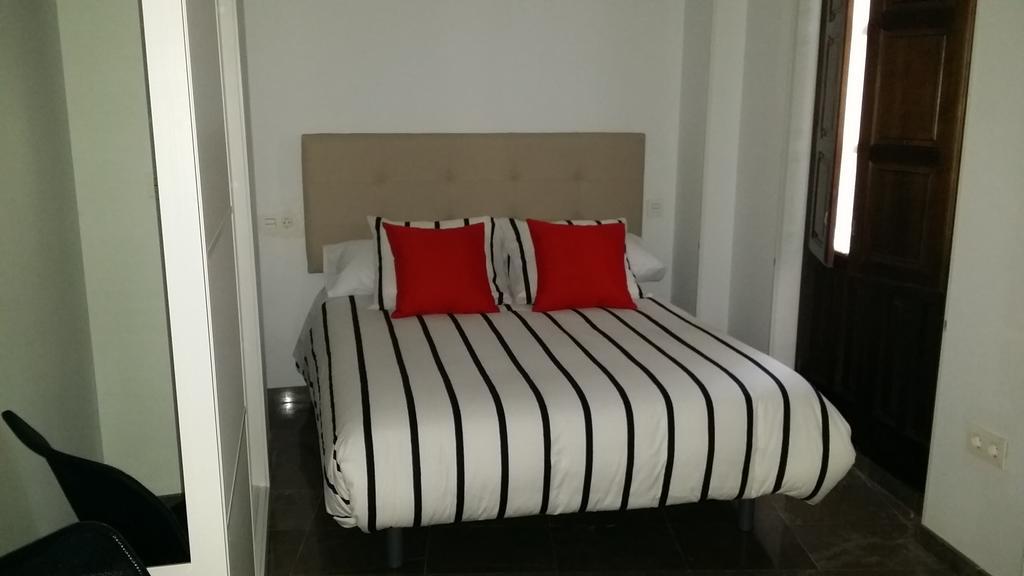 Apartamentos Iliberis Granada Buitenkant foto